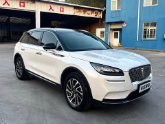 Lincoln Explorer 2.0T Two-Wheel Drive Premium - ფოტო 2