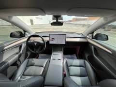 Tesla Model Y Standard Range RWD - ფოტო 13