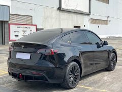 Tesla Model Y Standard Range RWD - ფოტო 4