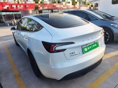 Tesla Model 3 Rear-Wheel Drive - ფოტო 4