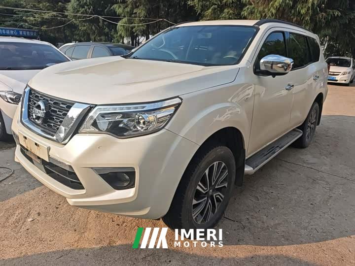 Nissan Tuouda 2.5L XL Upper Automatic 2WD Luxury Edition - автомобиль из Китая