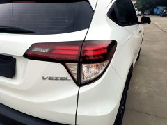 Honda Vezel 1.5L CVT Luxury - фото 7