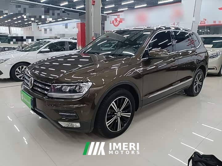 Volkswagen Tiguan L 330TSI Automatic FWD Panoramic Comfort Edition National VI