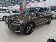 Volkswagen Tiguan L 330TSI Automatic FWD Panoramic Comfort Edition National VI - photo 1