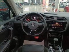Volkswagen Tiguan L 330TSI Automatic FWD Panoramic Comfort Edition National VI - photo 10