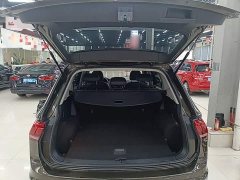 Volkswagen Tiguan L 330TSI Automatic FWD Panoramic Comfort Edition National VI - photo 18