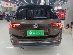 Volkswagen Tiguan L 330TSI Automatic FWD Panoramic Comfort Edition National VI - photo 5