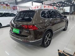 Volkswagen Tiguan L 330TSI Automatic FWD Panoramic Comfort Edition National VI - photo 6