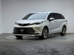 Toyota Sienna 2.5L Hybrid Premium Edition - photo 1
