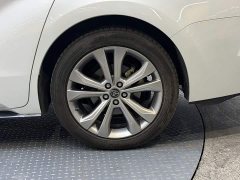 Toyota Sienna 2.5L Hybrid Premium Edition - photo 9