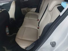 Ford Focus Sedan EcoBoost 180 Automatic Trend - ფოტო 16