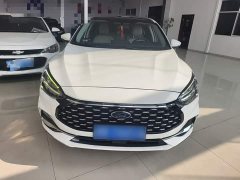 Ford Focus Sedan EcoBoost 180 Automatic Trend - ფოტო 2