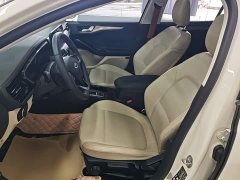 Ford Focus Sedan EcoBoost 180 Automatic Trend - фото 14