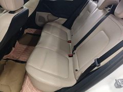 Ford Focus Sedan EcoBoost 180 Automatic Trend - фото 16