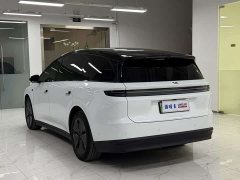 Li Auto i8 Standard Edition - фото 4