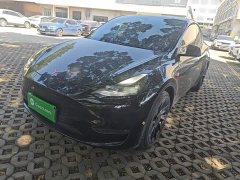 Tesla Model Y Standard Range RWD - фото 1