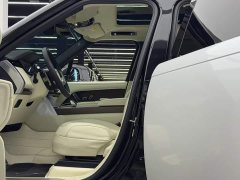 Land Rover Range Rover 3.0 L6 400PS Extended Wheelbase 7-Seater - ფოტო 8
