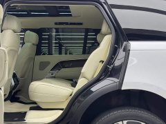Land Rover Range Rover 3.0 L6 400PS Extended Wheelbase 7-Seater - ფოტო 9