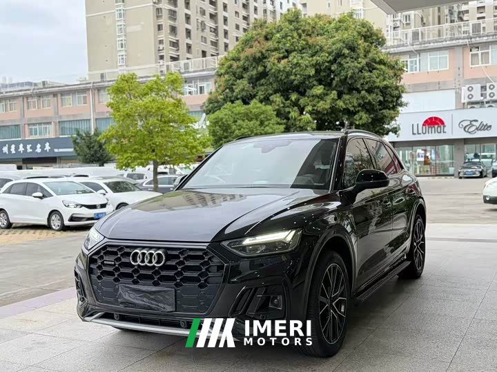 Audi Q5L 40 TFSI Luxury Dynamic - автомобиль из Китая