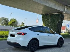 Tesla Model Y Rear-Wheel Drive - photo 4