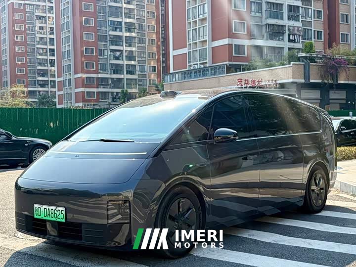 Li Auto Li Xiang MEGA Ultra - ავტომობილი ჩინეთიდან