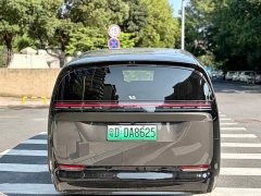 Li Auto Li Xiang MEGA Ultra - ფოტო 3