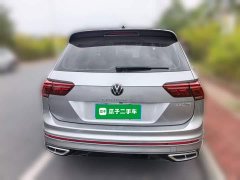 Volkswagen Tiguan L 330TSI Automatic FWD R-Line Comfort Edition - фото 3