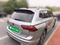 Volkswagen Tiguan L 330TSI Automatic FWD R-Line Comfort Edition - фото 4