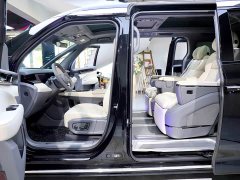 Zeekr 009 Six-Seat Executive AWD 108kWh - photo 15