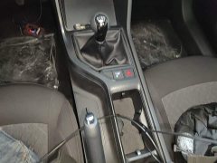 SAIC MG i5 1.5L Manual Comfort Edition - photo 13