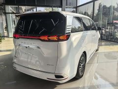 Denza D9 DM-i 970 AWD Premium Edition - photo 17