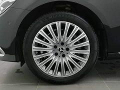 Mercedes-Benz E-Class Facelift E 300 L Fashion Edition - photo 17