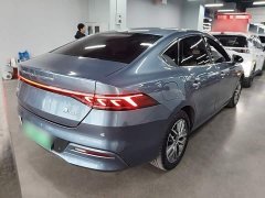 BYD Qin PLUS Glory Edition EV 510KM Leading - ფოტო 6