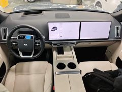 Li Auto L8 Ultra Smart Refresh Edition - фото 9