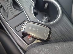 Toyota Camry 2.0G Luxury - photo 8
