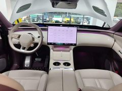 Xiaomi YU7 Rear-Wheel Drive Long-Range Edition - ფოტო 9