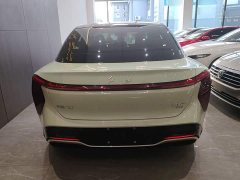 FAW Hongqi EH7 600 Pro Honor Edition - photo 5