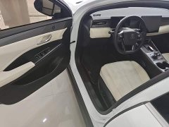 BYD Qin PLUS DM-i Smart Driving Edition 55KM Excellence - ფოტო 15