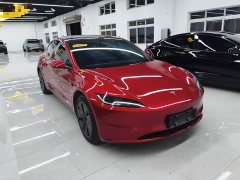 Tesla Model 3 Rear-Wheel Drive - ფოტო 3