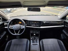 Volkswagen Passat Outstanding Edition 280TSI Business Version - ფოტო 4