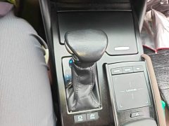 Lexus ES 300h Premium Edition - ფოტო 13