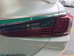 Lexus ES 300h Premium Edition - ფოტო 7