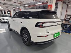 Changan Qiyuan Q07 215 Flagship Plus - ფოტო 4