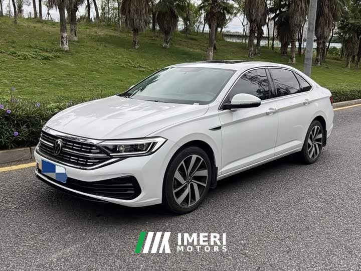 Volkswagen Jetta Facelift 300TSI DSG Excellence Edition - ავტომობილი ჩინეთიდან