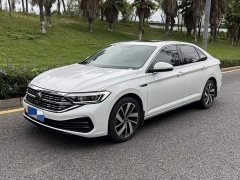 Volkswagen Jetta Facelift 300TSI DSG Excellence Edition - ფოტო 1