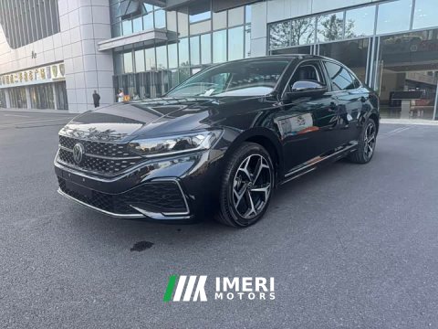 2025 Volkswagen Passat Outstanding Edition 380TSI Starry Sky Dragon Ascendant Version - car from China