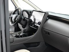Toyota Alphard Hybrid 2.5L Premium Edition - ფოტო 11