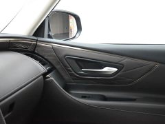 Toyota Alphard Hybrid 2.5L Premium Edition - ფოტო 13