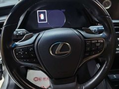 Lexus ES 200 Premium Edition - ფოტო 11