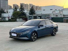 Hyundai Elantra 1.5L CVT Luxury - ფოტო 1